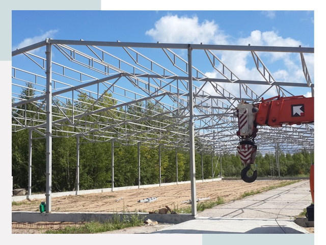 Строительство конюшен в Азов от 616 руб. под ключ