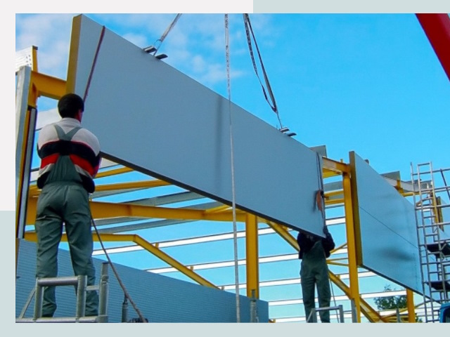 Монтаж сэндвич-панелей в Азове от 616 руб.